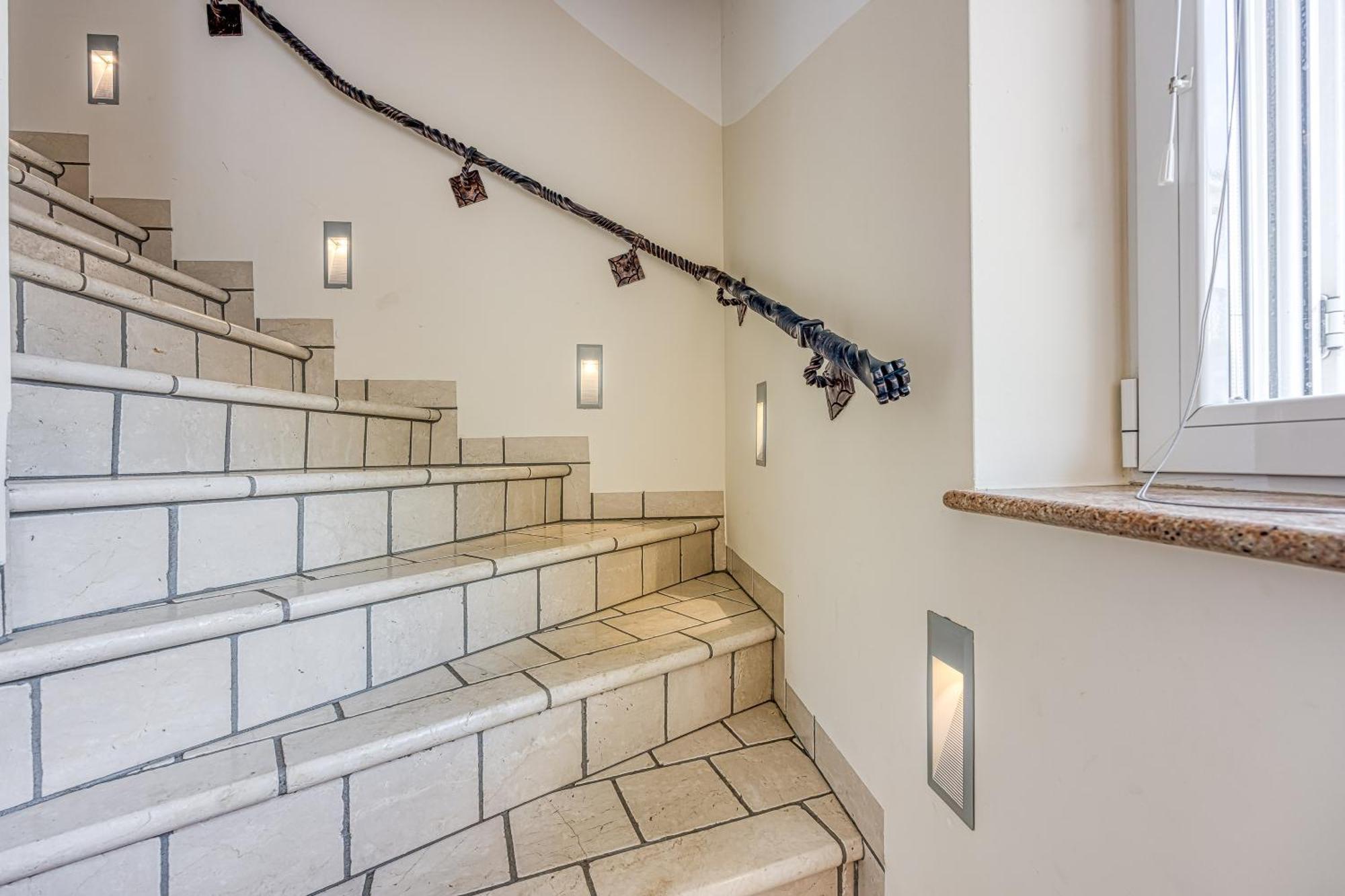 Debeli Rtic Apartments - Happy Rentals Ankaran Eksteriør billede